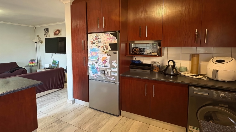 2 Bedroom Property for Sale in Belmont Park Western Cape